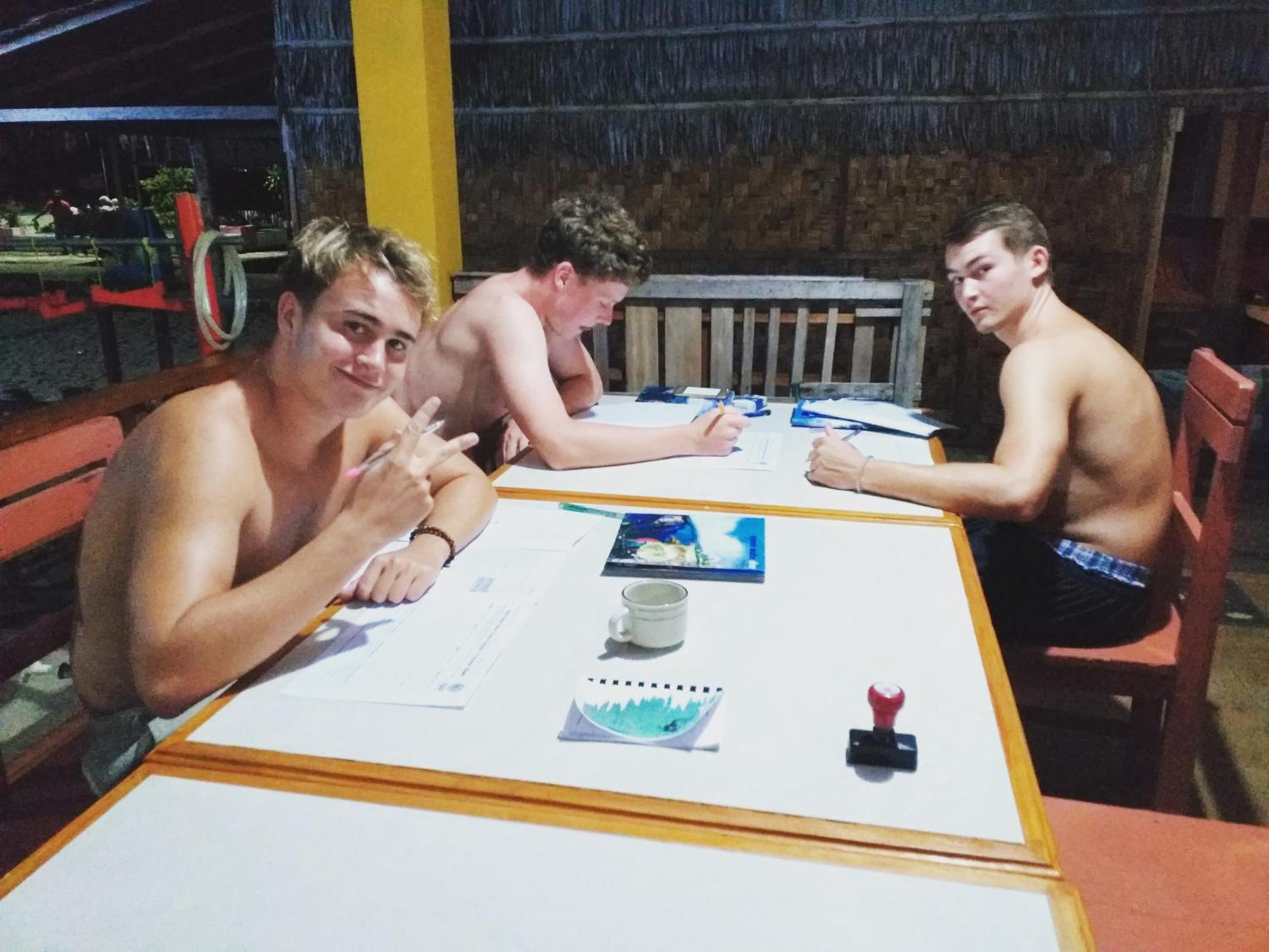 4 Sisters Divers Bunaken Zewnętrze zdjęcie