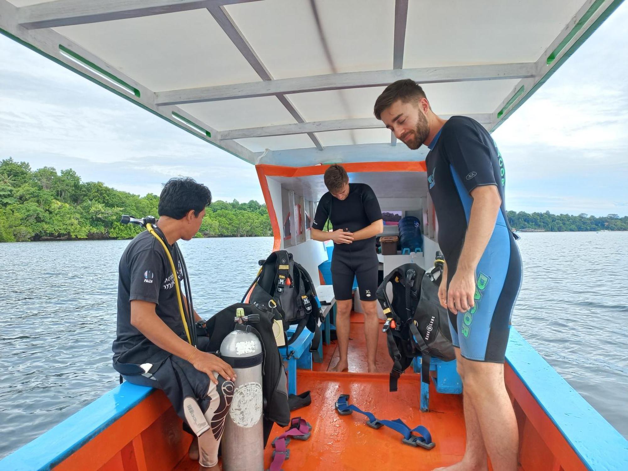 4 Sisters Divers Bunaken Zewnętrze zdjęcie